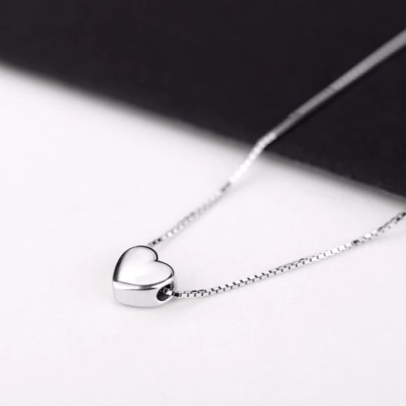 NEW 925 Sterling Silver Simple Heart Necklace - Picture 4 of 10